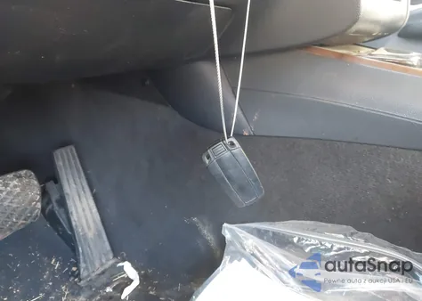 2013 BMW 128I z USA, uszkodzony, nr VIN WBAUN1C56DVR00584